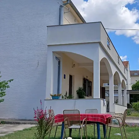With A Parking Space Sveti Filip I Jakov, Biograd - 27492 Guest house
